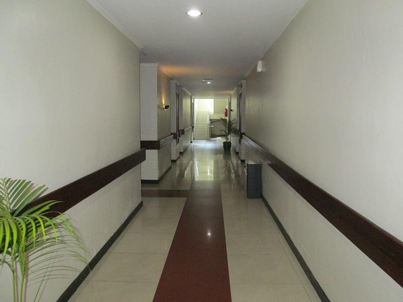 Merpati Hotel Pontianak Exterior photo